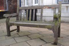 Parish Council to repair memorial bench