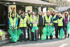 Volunteers declare war on litter