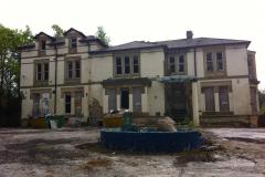 Police concerned about youths gaining entry to derelict building