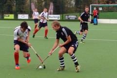 Hockey: Edge lose out to league leaders
