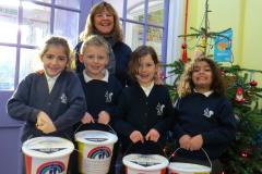 Primary school raises nearly £750 for children's hospice