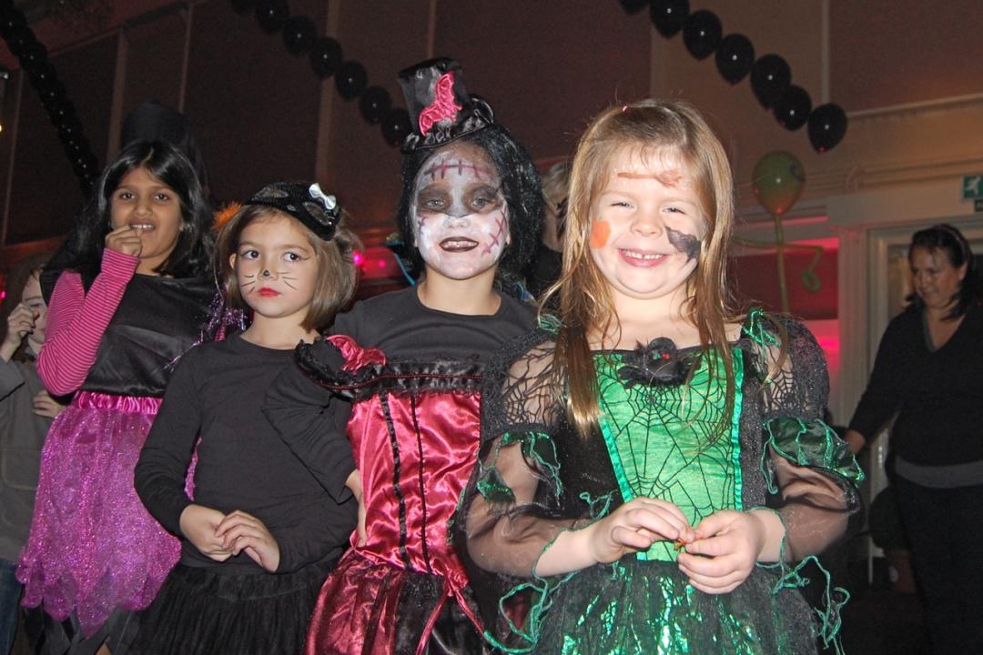 Village celebrates Halloween in spooktacular style - alderleyedge.com
