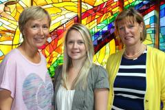 Youngsters art wall presented to hospice