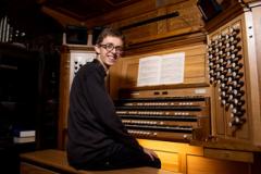 Prize-winning teen organist to perform free concert