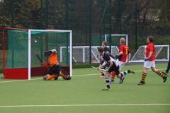 Hockey: Edge go top of the league
