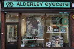 New opticians opens for business