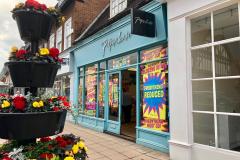 Plans to convert former stationery shop into 'authentic chicken cafe and restaurant'
