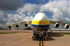 World's biggest plane flies into Manchester Airport