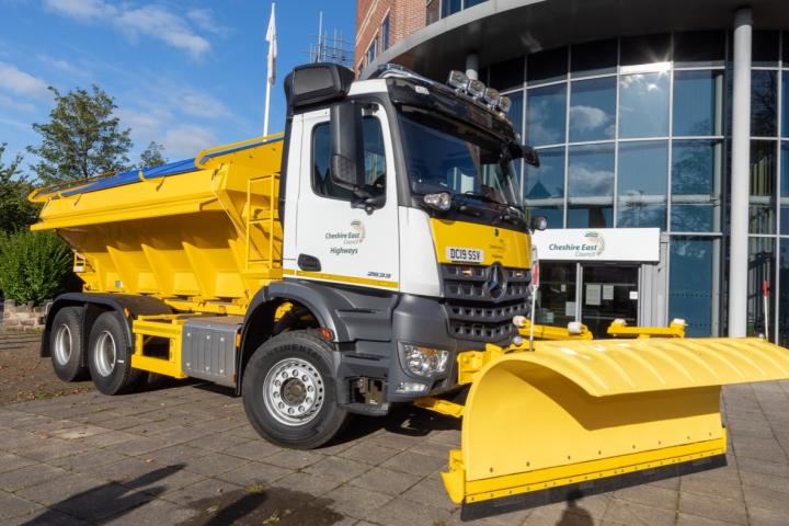 Gritter 1 - Cheshire East highways team