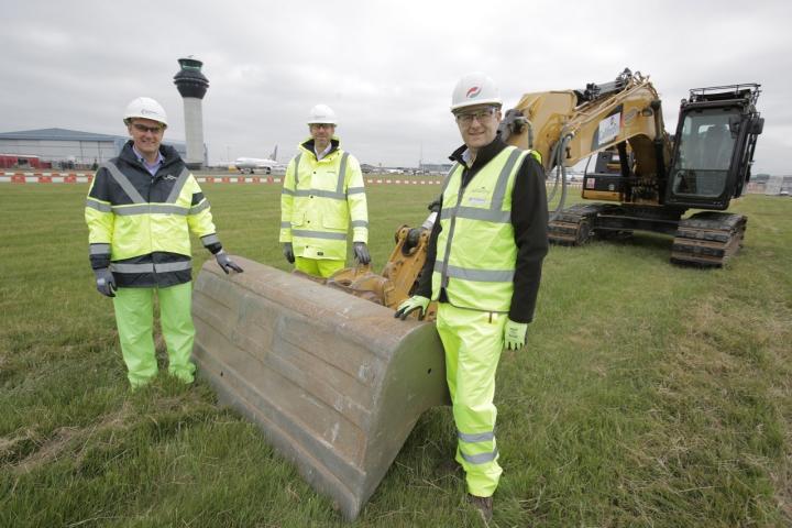 L-R Andrew Cowan - Manchester Airport, Graham Mallett - Jacobs, Chris Scoffield - Galliford Try