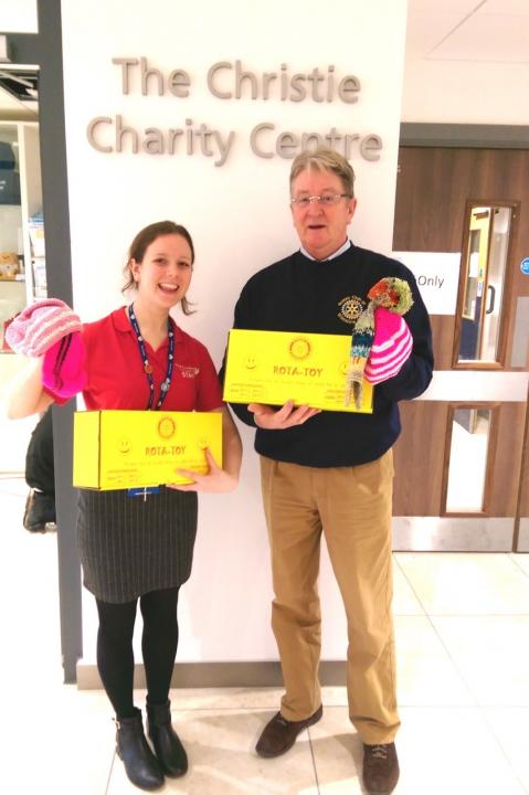 Gift boxes to make children in need smile this Christmas - alderleyedge.com